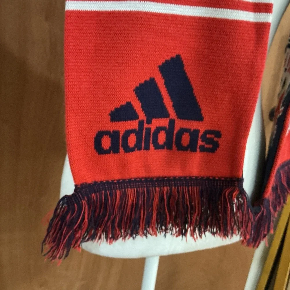 Adidas New York MLS Red Bull New York City FC Soccer Scarf-Red White Blue USA